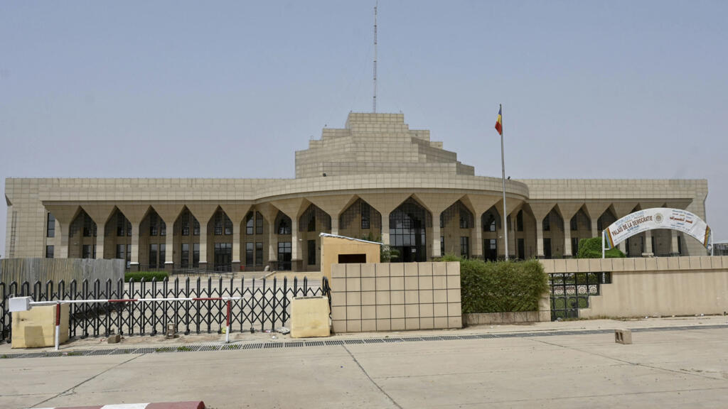 Tchad: les parlementaires entérinent massivement le septennat présidentiel renouvelable sans limite