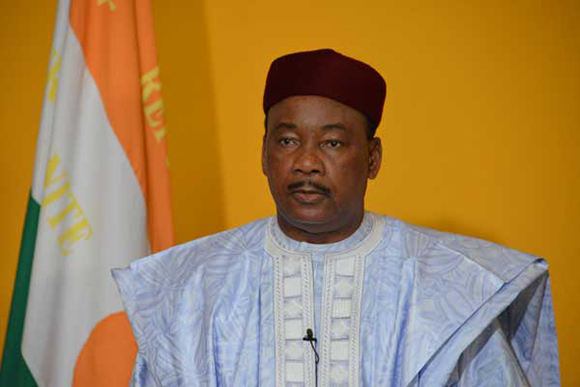 Niger : Mahamadou Issoufou réélu avec 92,49% des suffrages, selon des résultats provisoires