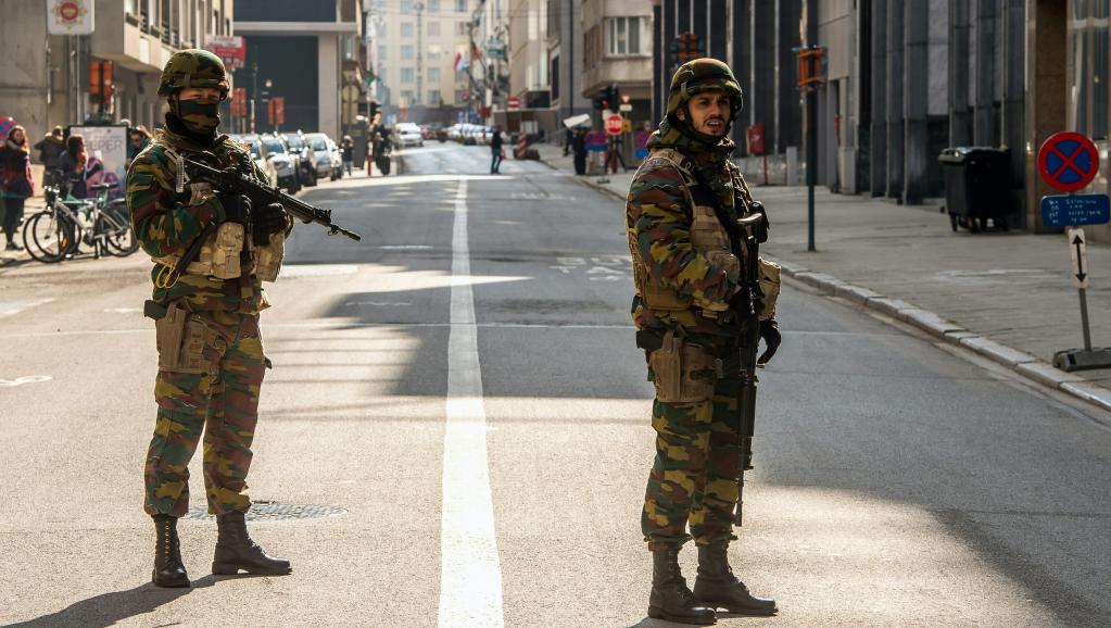 Attentats à Bruxelles: le réveil difficile de la Belgique