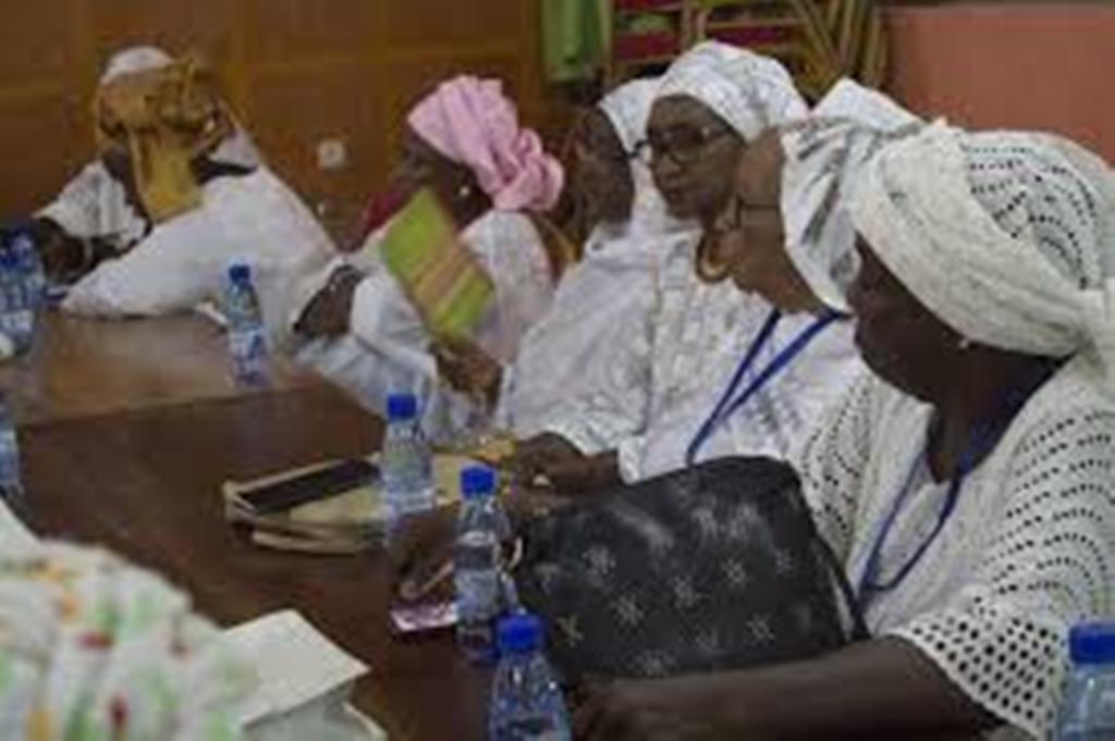 Santé : la FVR s'étend au Sénégal, les "Badjénou Gox" en première ligne contre la maladie