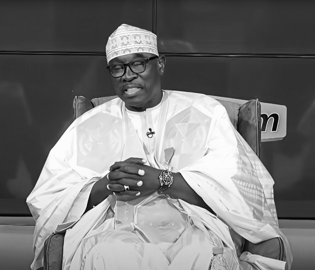 Décès Abdou Aziz Mbaye : Macky Sall salue "la mémoire d’un compatriote avenant et convivial"