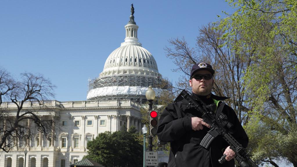 Washington: un tireur interpellé après des coups de feu dans le Capitole