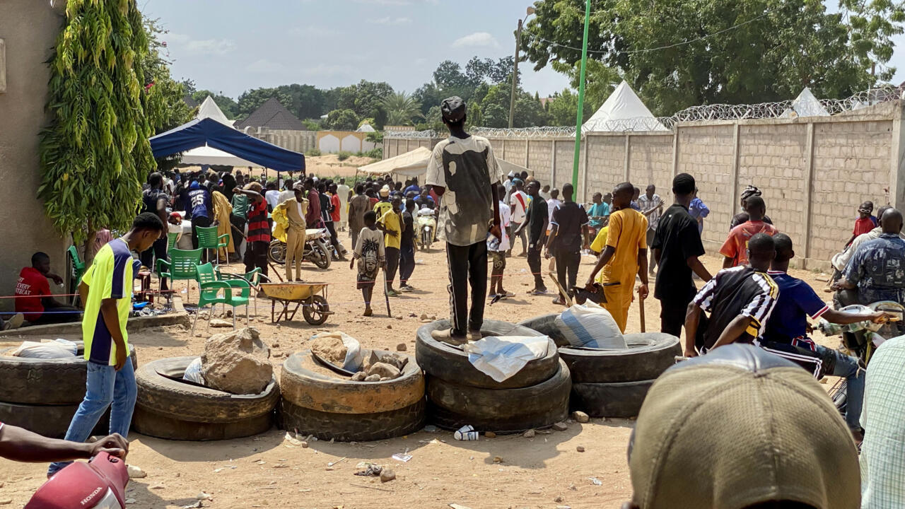 Présidentielle au Cameroun: reprise timide des activités à Douala quatre jours après l'annonce des résultats