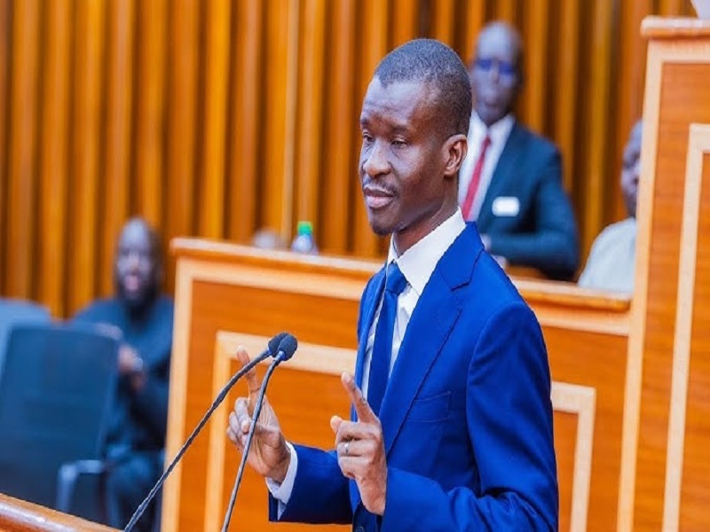 Affrontements à l'Ucad : " Aucun étudiant n'a été blessé par balle", précise le ministre de l'Intérieur