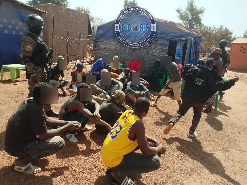 Orpaillage clandestin : vaste opération de la gendarmerie à Bembou, 411 interpellations et des matériels saisis