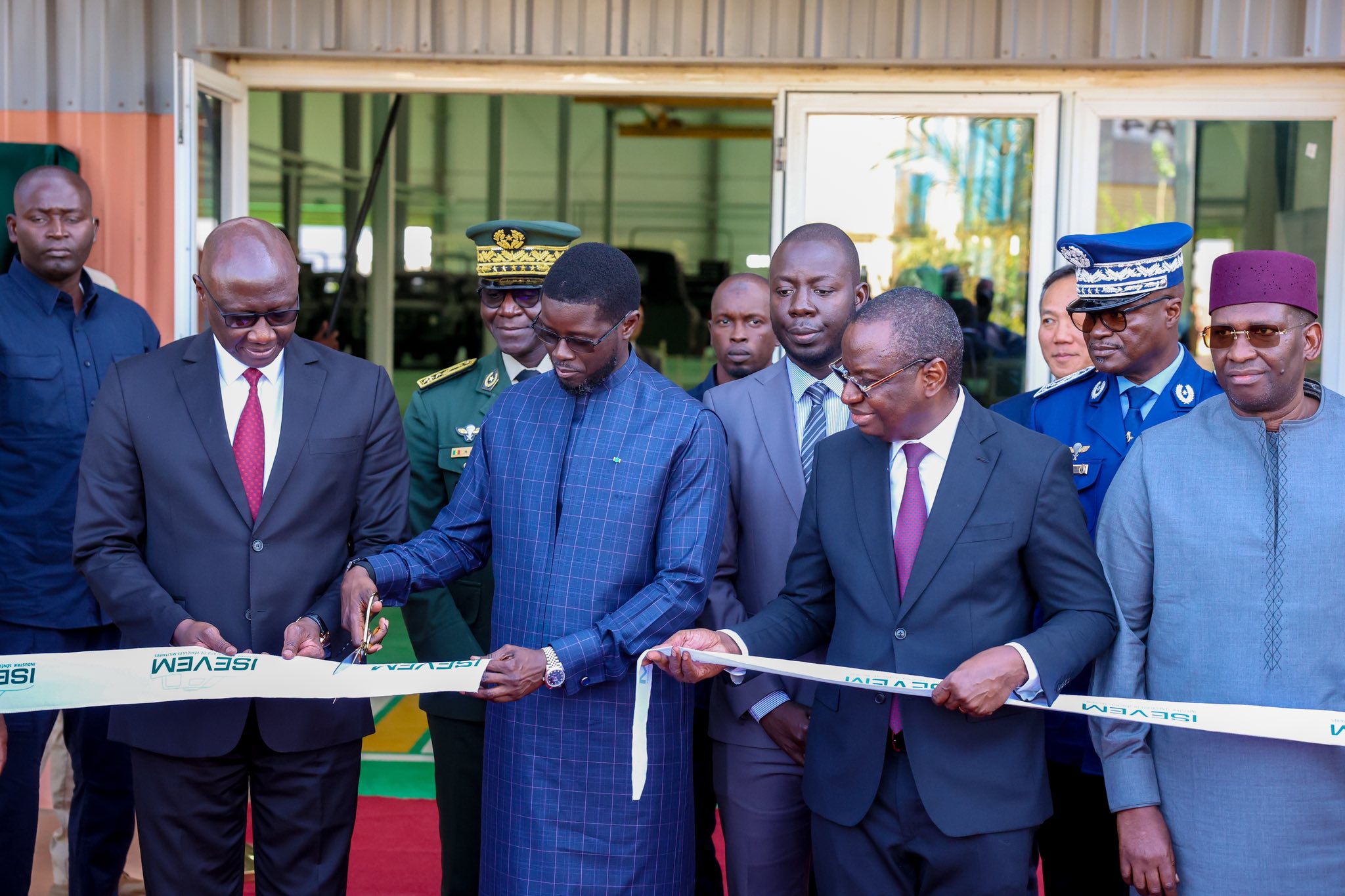 Industrie de défense : le Sénégal renforce sa souveraineté avec l’inauguration de l’usine ISEVEM