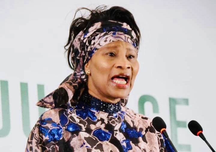 Adoption de la Loi de Finances rectificatives 2: Aissata Tall Sall dénonce «des délais de travail intenables»