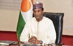 Niger: le Premier ministre Ali Mahamane Lamine Zeine perd le portefeuille des Finances