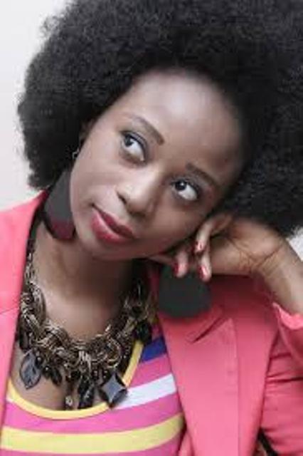 Adiouza à coeur ouvert : célibataire proche de la ménopause, la chanteuse Adiouza vit dans l’angoisse