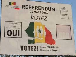 ​Affiche pour le "Oui" - Référendum: 199 millions filés de gré à gré à G3S SARL