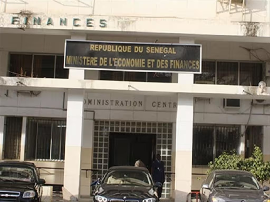 Incendie au ministère des Finances à Dakar: «La situation est totalement sous contrôle», assurent les autorités