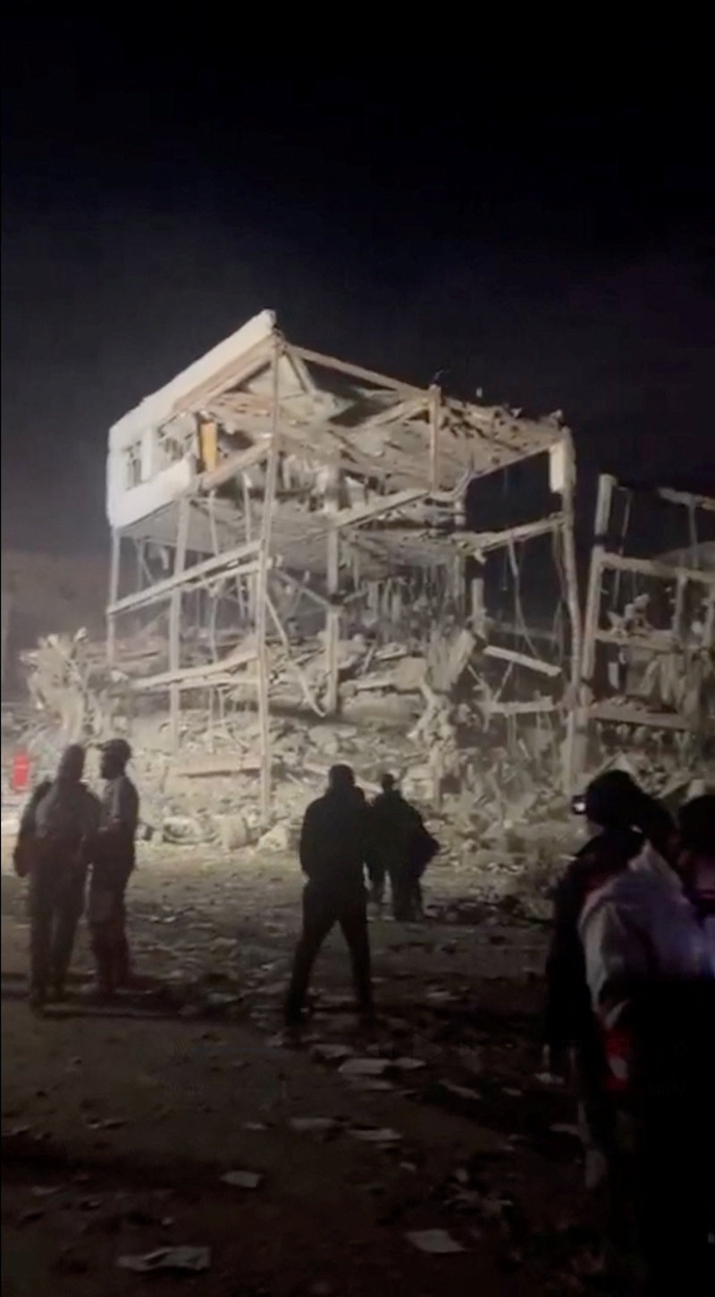 Des fortes explosions retentissent dans toute la région, Israël compte intensifier ses frappes au Liban