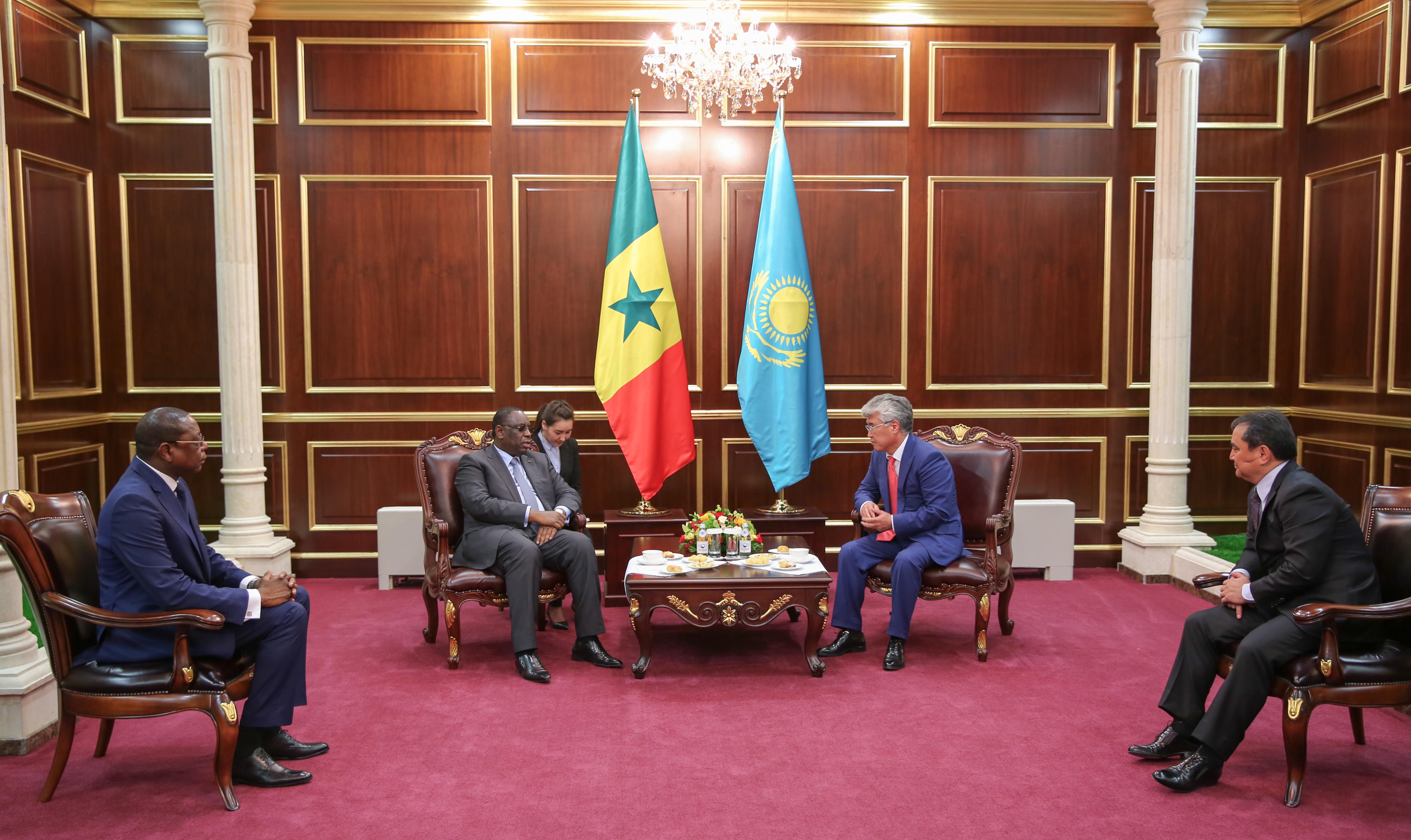 Le Sénégal souhaite bénéficier de l’expérience Kazakhe dans la gestion des ressources pétrolières