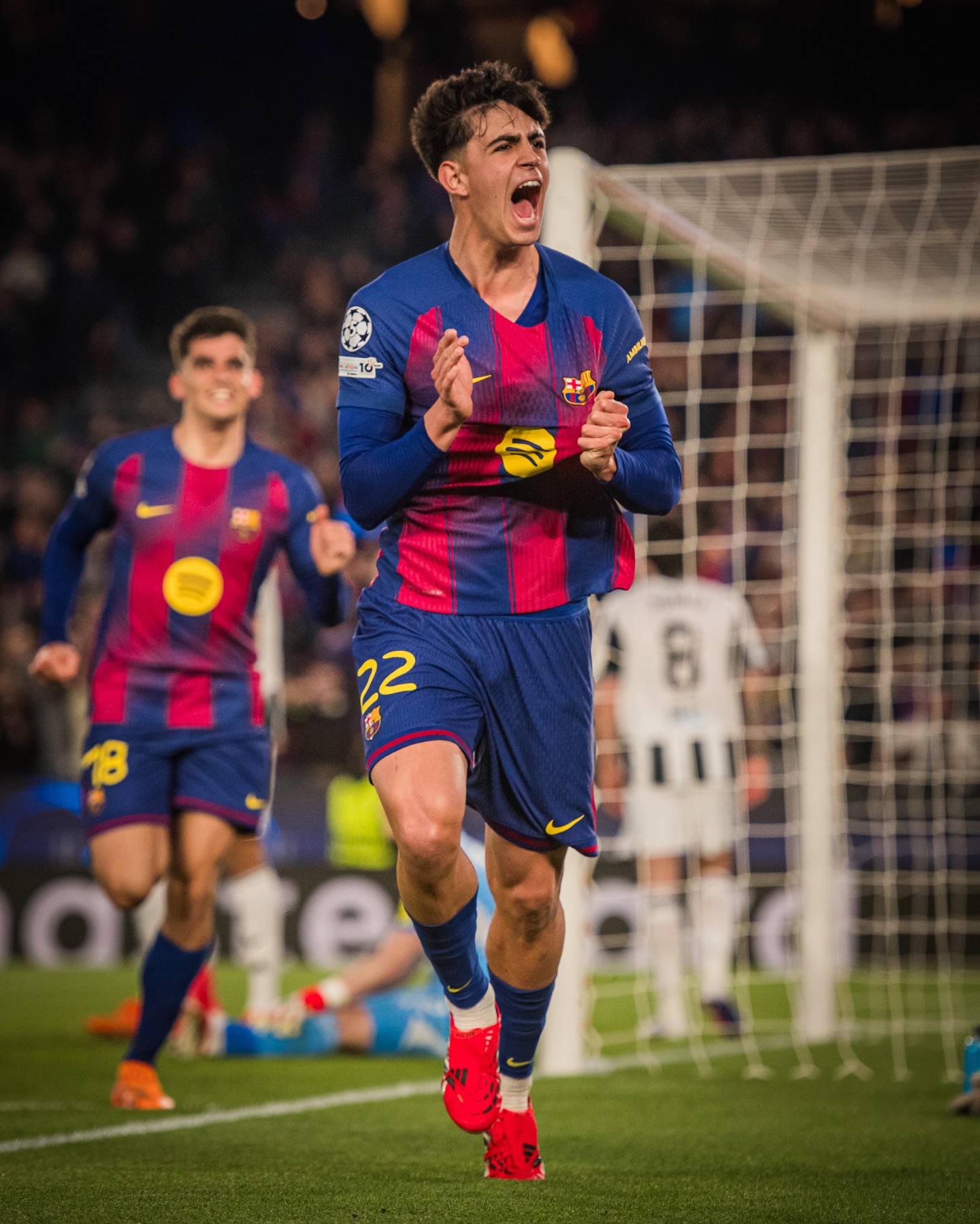 le Barça humilie Newcastle 7 buts à 2 et file en quarts le Barça humilie Newcastle 7 buts à 2 et file en quarts