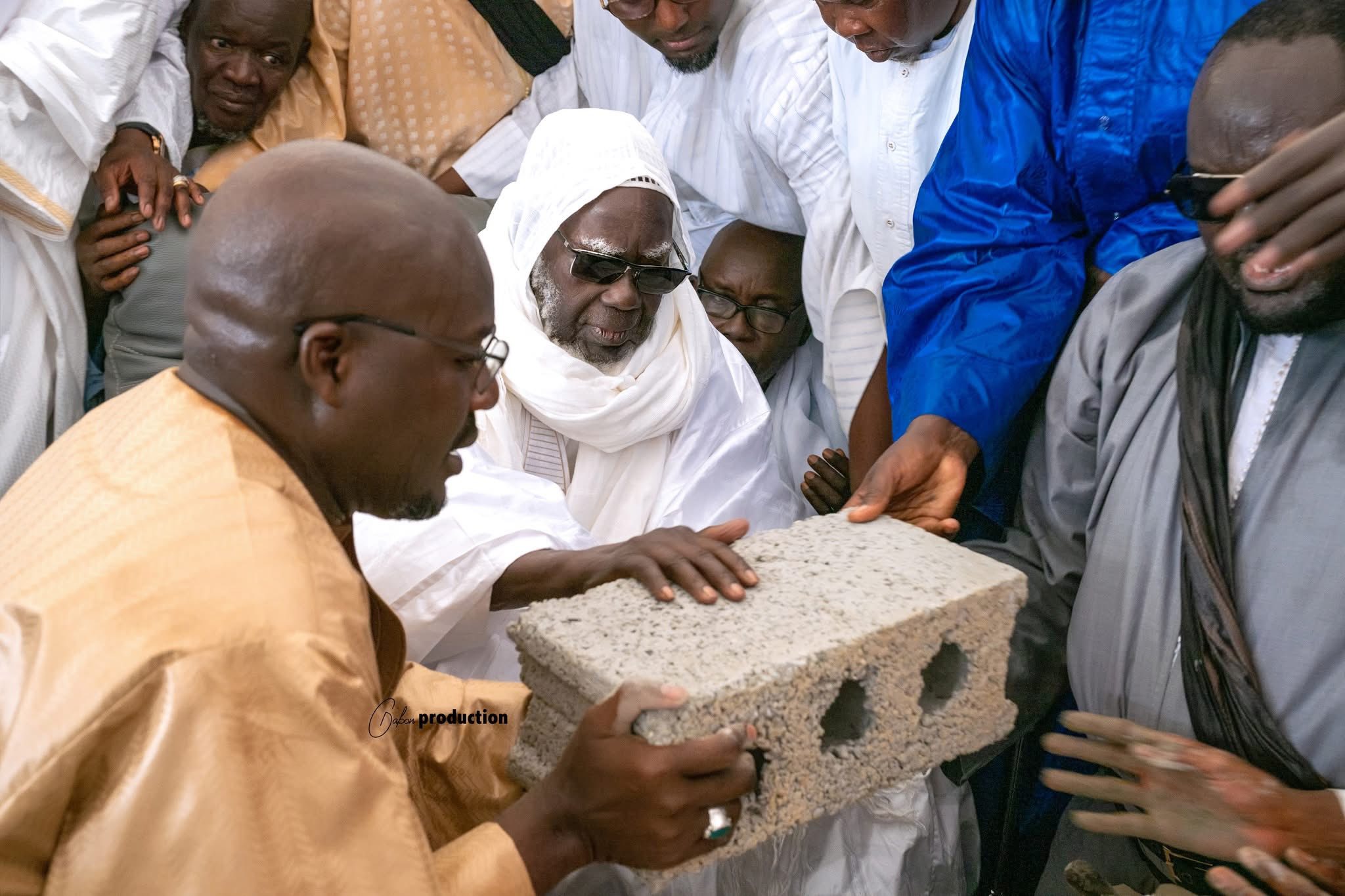 Touba : Serigne Mountakha Mbacké lance les travaux de rénovation de la Grande Mosquée