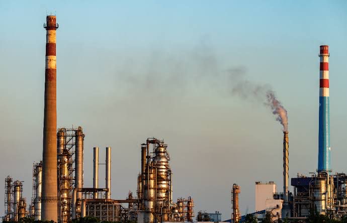 LE « BOURREAU DU NIGÉRIA » À LA CONQUÊTE DU POUVOIR EN HONGRIE (Par BERI Martha W. JOURNALIST PANAFRICAIN) LE « BOURREAU DU NIGÉRIA » À LA CONQUÊTE DU POUVOIR EN HONGRIE (Par BERI Martha W. JOURNALIST PANAFRICAIN)