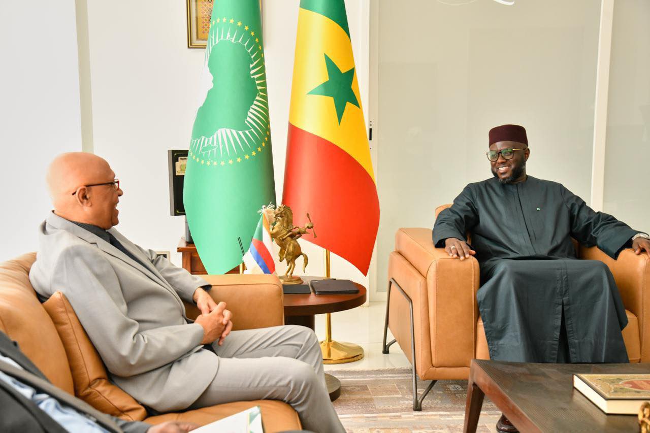 Coopération et migration : El Malick Ndiaye reçoit l’ambassadeur des Comores et la cheffe de mission de l’OIM