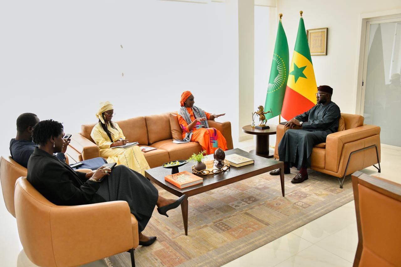 Coopération et migration : El Malick Ndiaye reçoit l’ambassadeur des Comores et la cheffe de mission de l’OIM