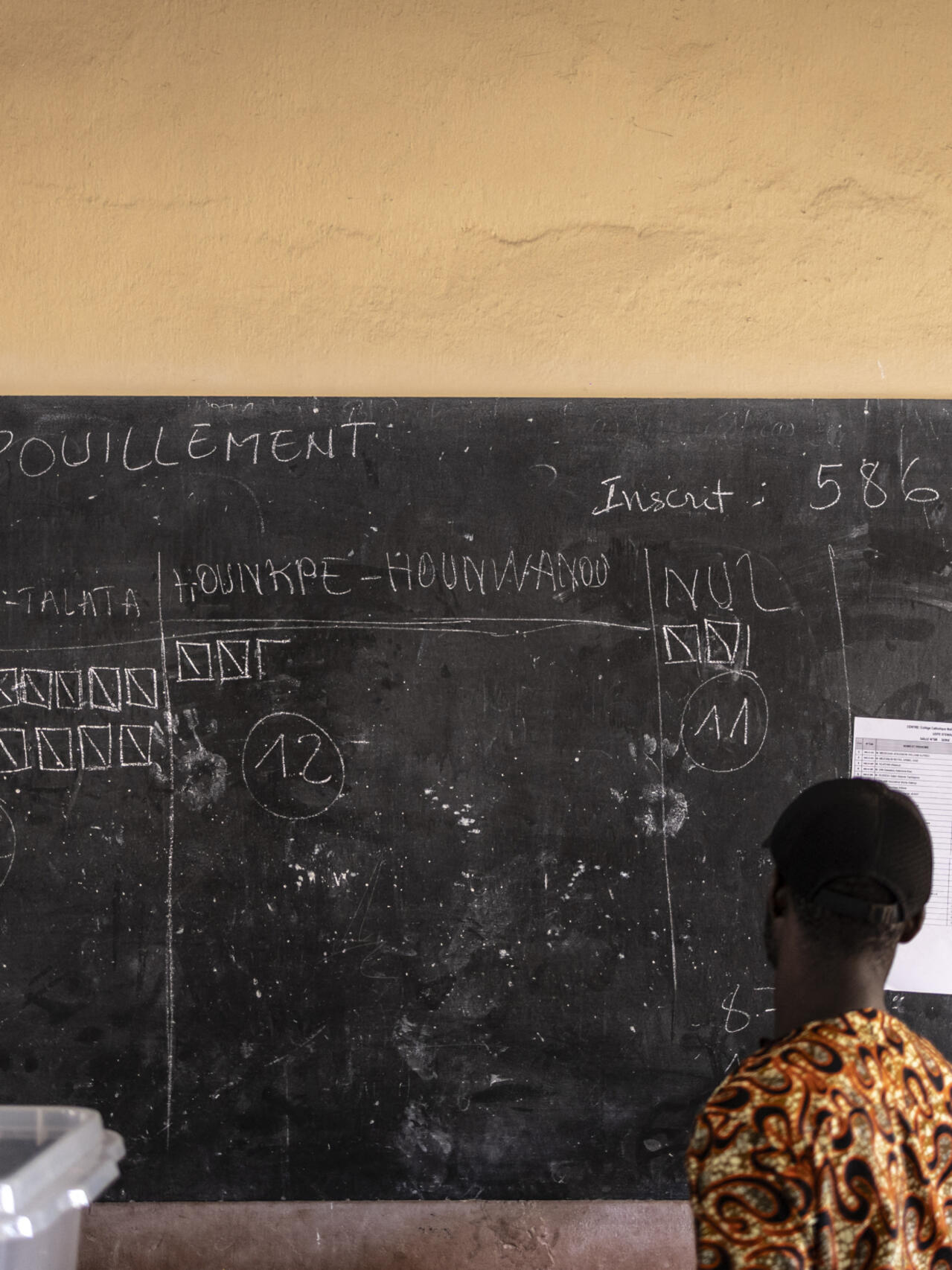 Présidentielle au Bénin: l'heure est à la compilation des votes