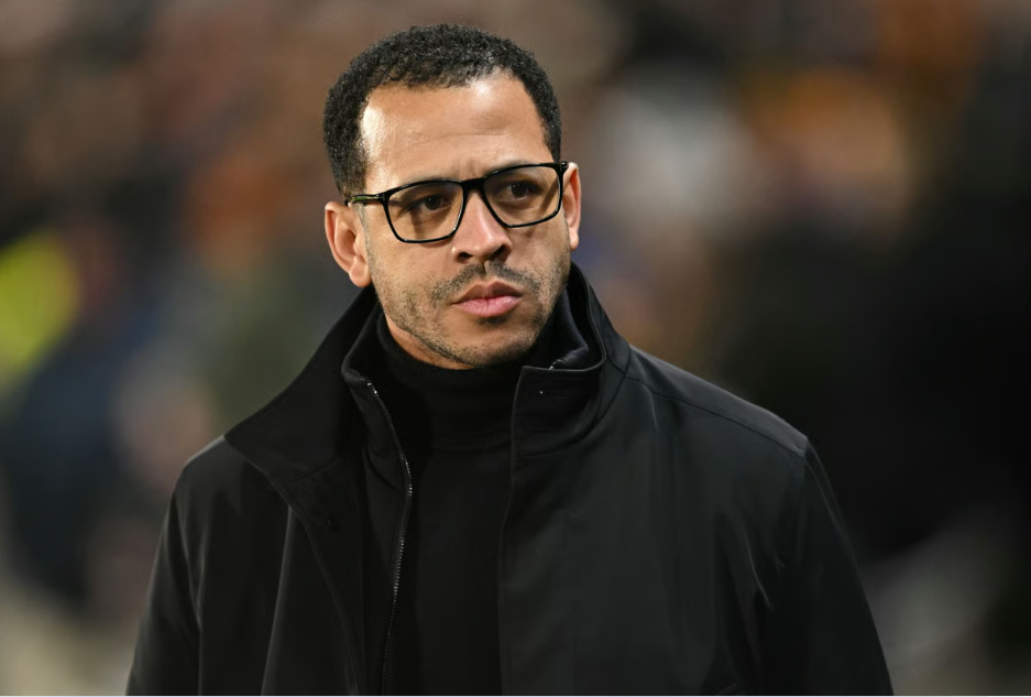 Premier League : Liam Rosenior limogé de son poste d’entraîneur de Chelsea