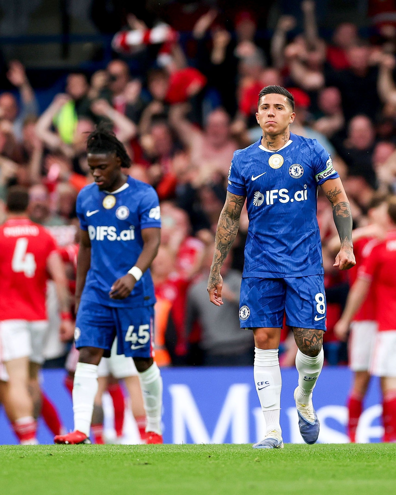 Premier League : Chelsea s’incline 3-1 face à Nottingham et enchaîne une sixième défaite d’affilée
