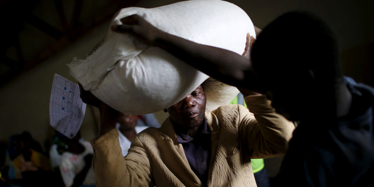 ​En Afrique, la difficile lutte contre le détournement de l’aide au développement