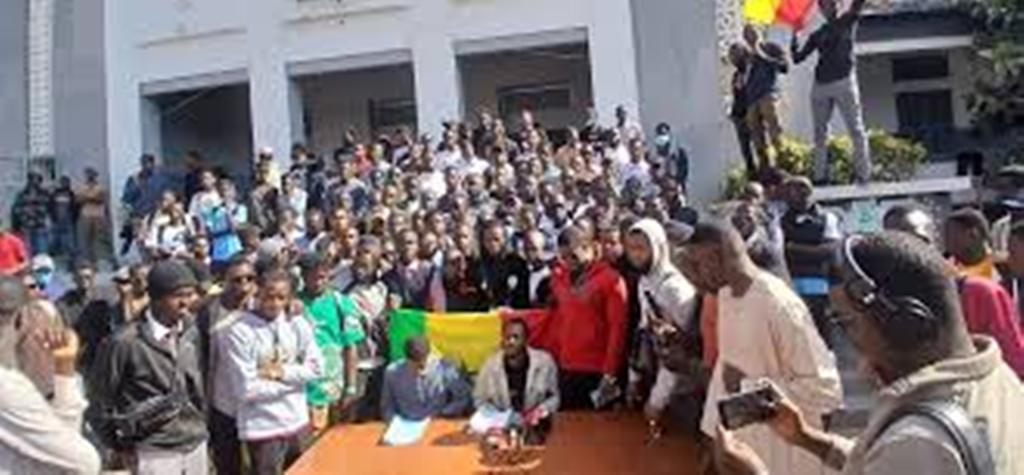 UCAD : des étudiants de la Faculté des sciences et techniques dénoncent le rejet de leurs candidatures en master