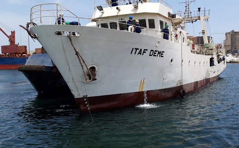 Recherche halieutique : l’État veut relancer le navire scientifique « Itaf Dème »