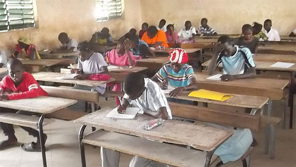 Éducation : Le ministère juge « atteints » les objectifs du CFEE blanc national