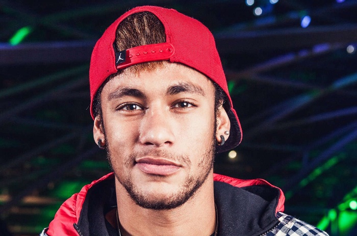Mercato: Neymar aurait accepté l’offre du PSG pour 2017