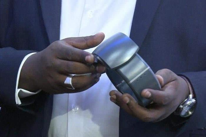 Marché des bracelets électroniques : le Pool judiciaire financier ouvre une information judiciaire pour 11 milliards F CFA 