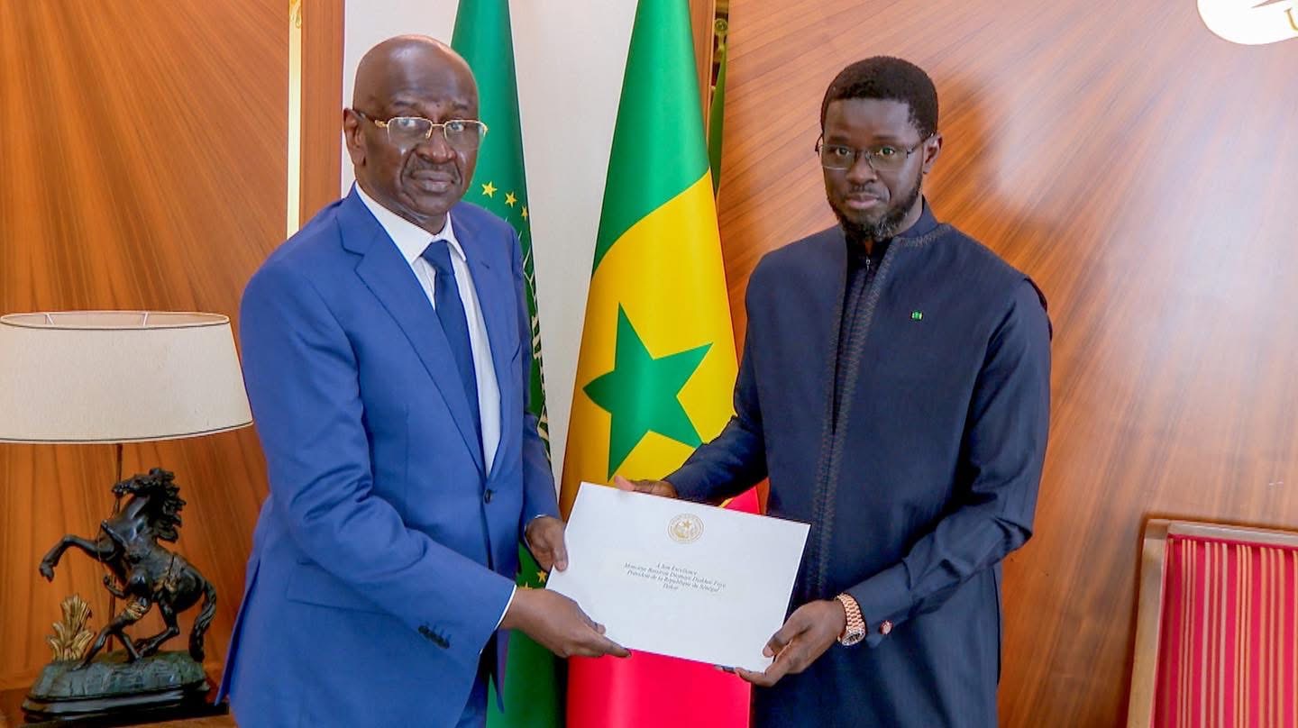 Coopération bilatérale : Le Président sénégalais reçoit un message de son homologue mauritanien Mohamed Ould Cheikh El Ghazouani