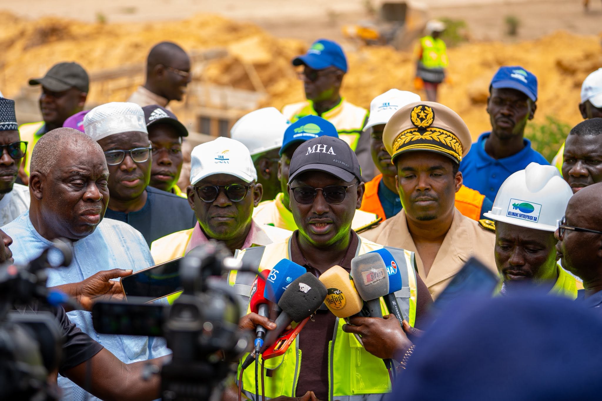 Assainissement des eaux pluviales à Tivaouane : le ministre Cheikh Tidiane Dieye salue des résultats encourageants 