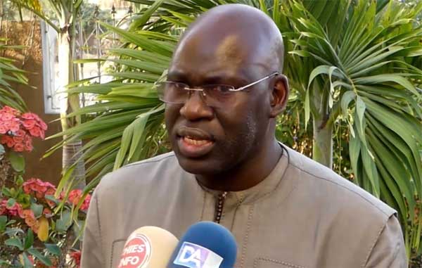 Mbaye Dione (AFP) fustige la « précipitation » du groupe PASTEF sur la révision constitutionnelle