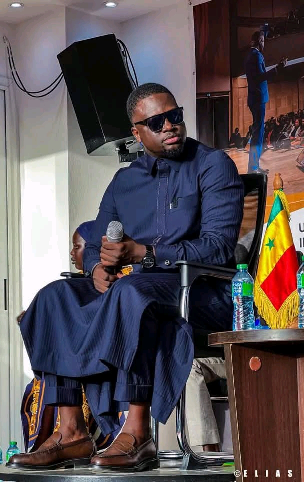 Diplomatie : Diomaye nomme Thione Niang en qualité d'ambassadeur itinérant de la République du Sénégal