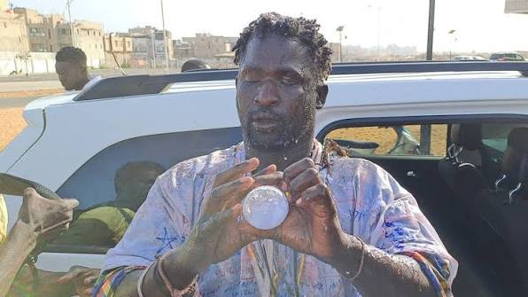 Justice : le lutteur Coly Faye 2 placé sous mandat de dépôt pour « détention et usage de drogue » Justice : le lutteur Coly Faye 2 placé sous mandat de dépôt pour « détention et usage de drogue »
