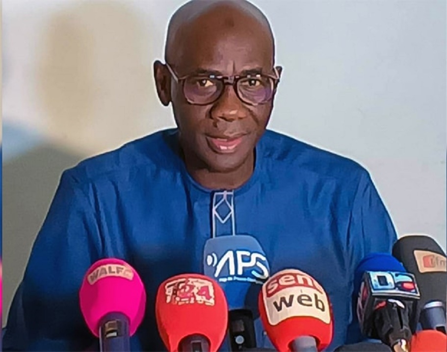Me Cheikh Ahmadou Ndiaye, avocat de Diomaye, apporte des précisions après l’annulation de la Révision constitutionnelle Me Cheikh Ahmadou Ndiaye, avocat de Diomaye, apporte des précisions après l’annulation de la Révision constitutionnelle