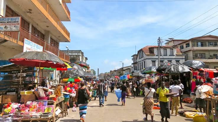 La Sierra Leone se prépare à accueillir le sommet de la Cédéao, une vitrine diplomatique onéreuse?