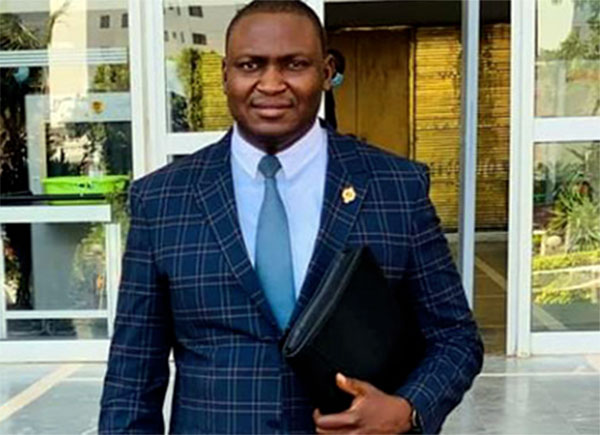 Passation de service : Dr Toussaint Manga s’en va sur un bénéfice historique de 17,2 milliards de F CFA Passation de service : Dr Toussaint Manga s’en va sur un bénéfice historique de 17,2 milliards de F CFA