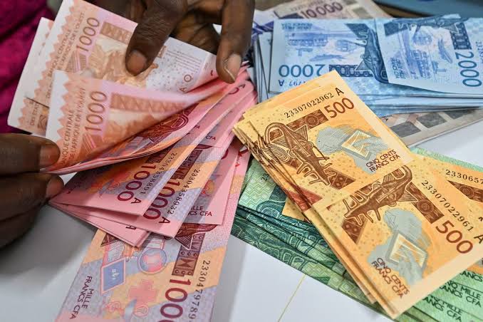 16 894 milliards de FCFA : la Banque mondiale, Exim Bank China et les Eurobonds en tête des créanciers de l’État du Sénégal 16 894 milliards de FCFA : la Banque mondiale, Exim Bank China et les Eurobonds en tête des créanciers de l’État du Sénégal