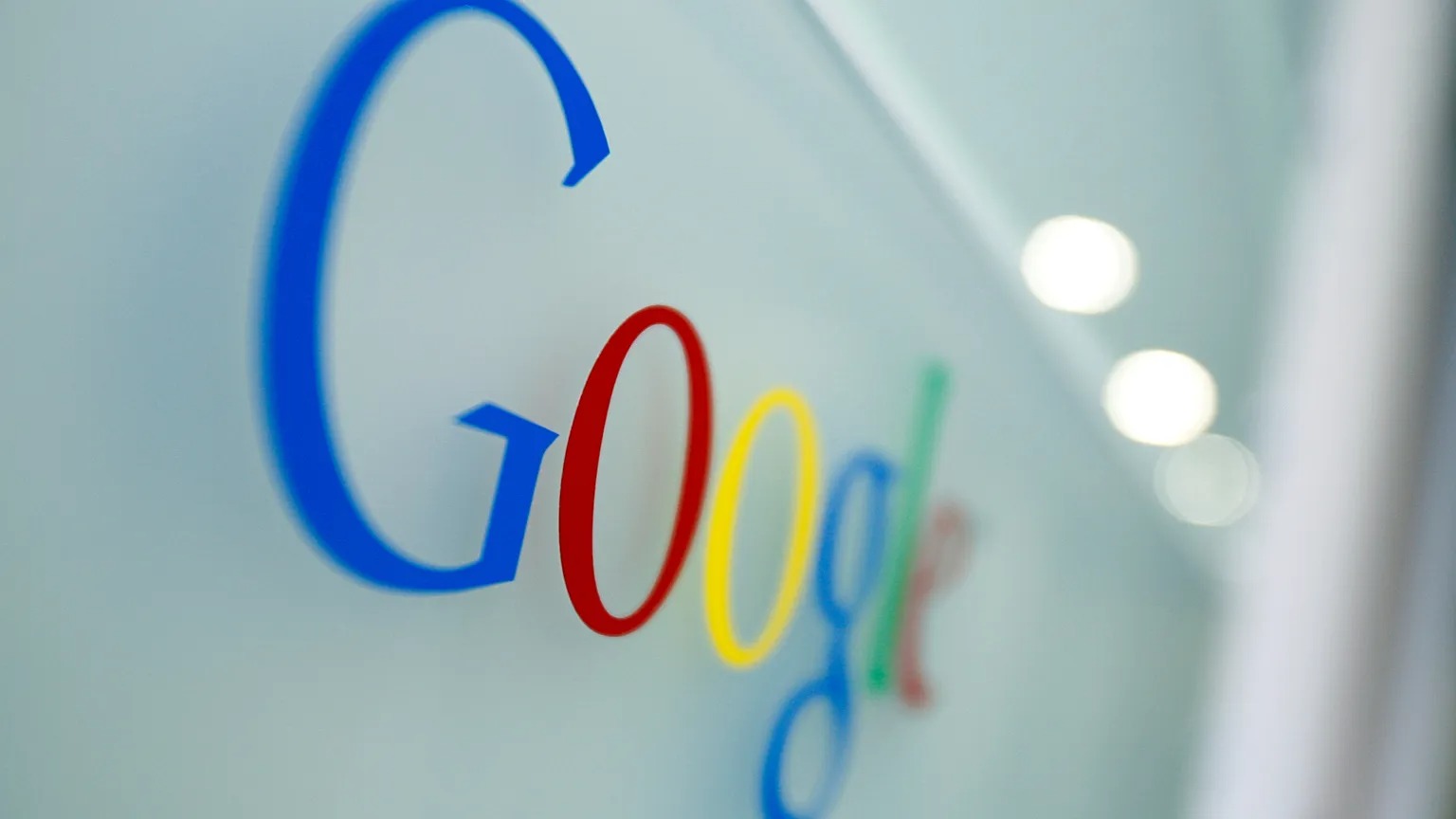 L'UE inflige 890 millions d'euros d'amendes à Google