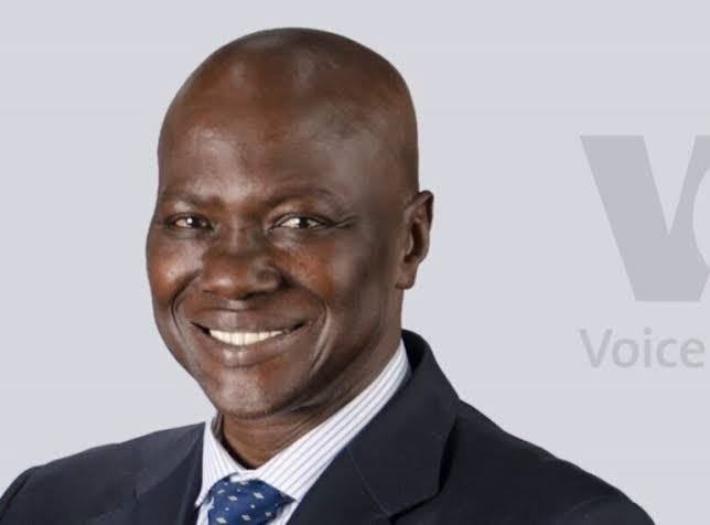 Médias : décès d’Idrissa Fall, ancien rédacteur en chef de la VOA Médias : décès d’Idrissa Fall, ancien rédacteur en chef de la VOA