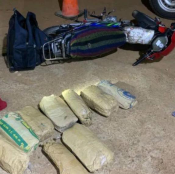 Trafic transfrontalier de drogue : 10 ans de prison ferme pour deux convoyeurs de 7 kg de chanvre à Kaffrine Trafic transfrontalier de drogue : 10 ans de prison ferme pour deux convoyeurs de 7 kg de chanvre à Kaffrine