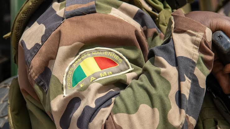 Mali: les jihadistes du Jnim attaquent un camp militaire de l'armée dans le centre du pays