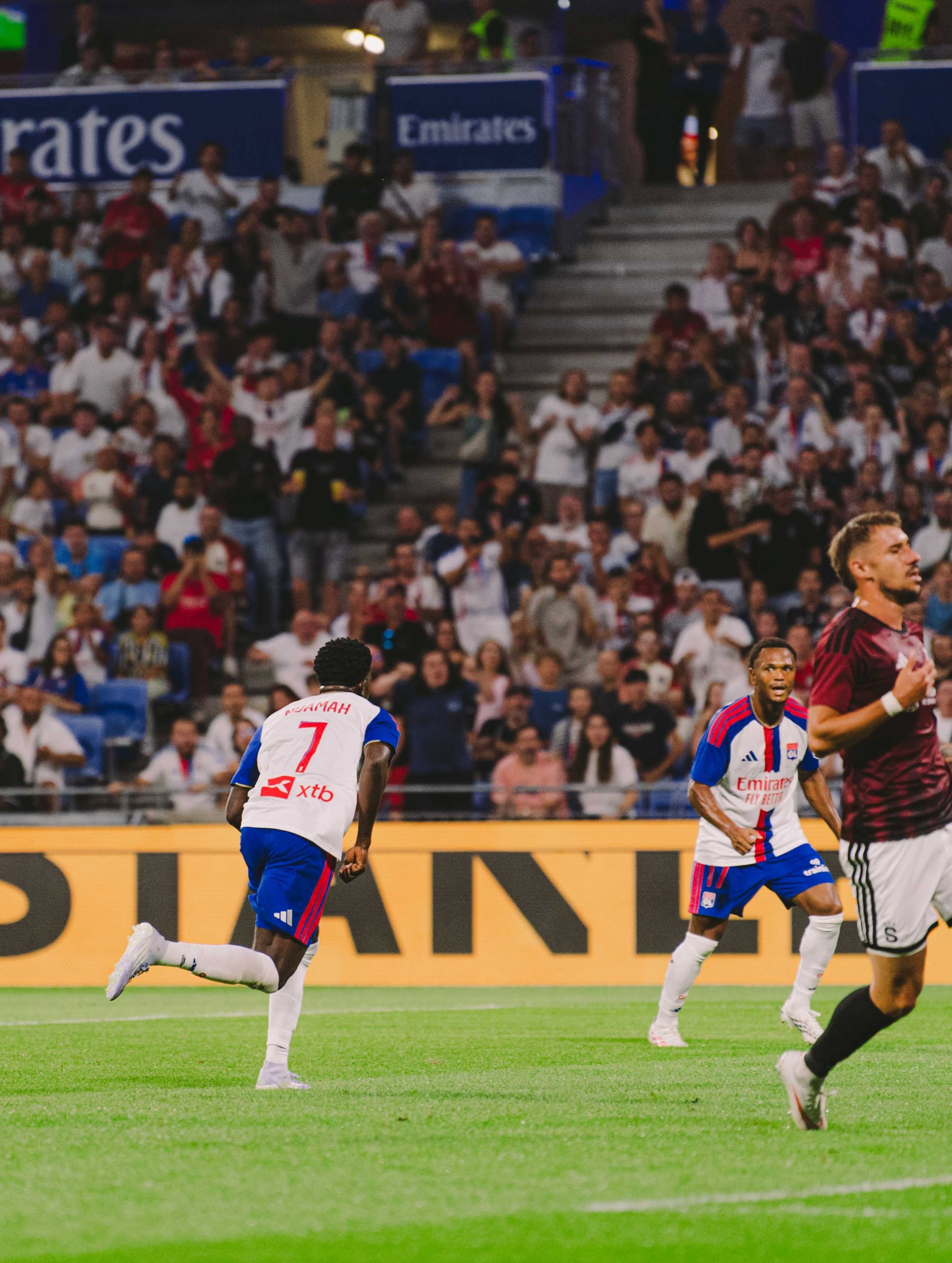 Ligue des Champions, 3e tour de qualification : l’OL renverse le Sparta Prague et affrontera Fenerbahçe en barrage
