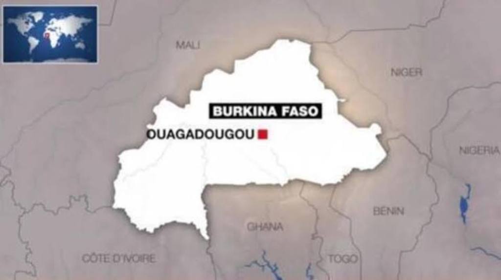 Burkina Faso: les journalistes désormais contraints de suivre une formation militaire
