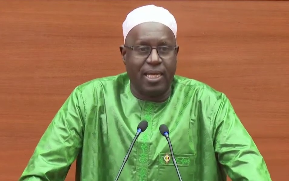 ​Hausse du carburant : Abdou Karim Sall interpelle le président et annonce son refus de voter la modification de l’article 37
