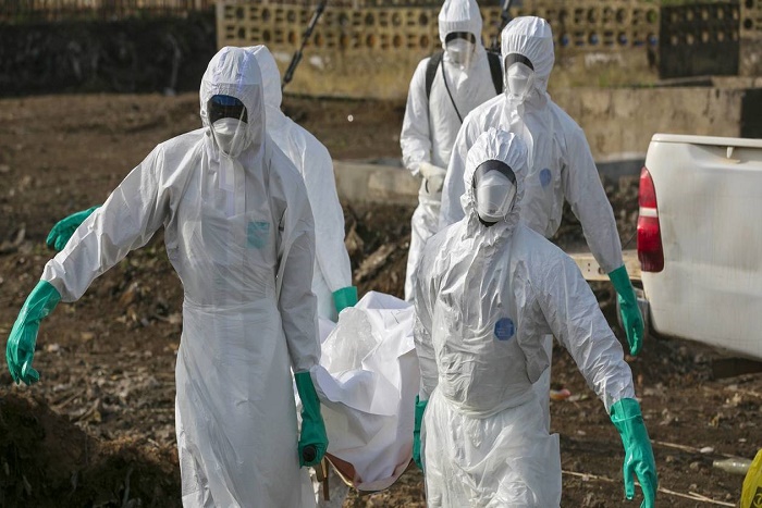 Ebola en RDC: lourd bilan après cent jours d'une épidémie toujours pas maîtrisée