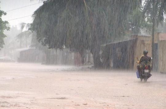 Alerte météo : pluies et orages isolés menacent la façade Ouest et le Centre du Sénégal