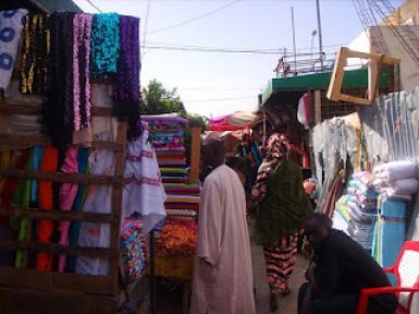 Korité 2016:  Brodé autruche, Bazin brodé et Tulles à la mode mais "cette année, c'est la fête des enfants"